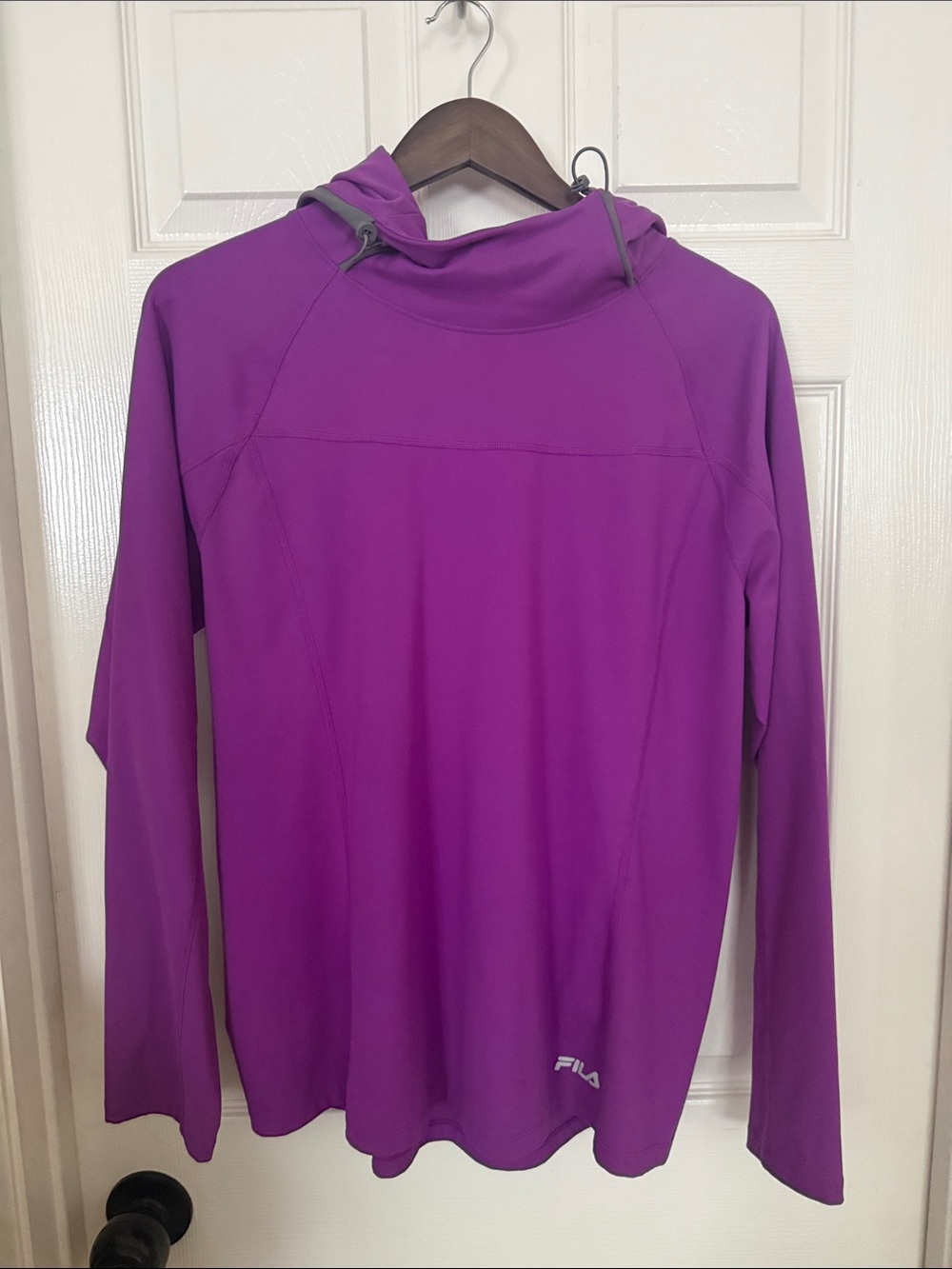 Women’s Fila warm active long sleeve pull over shirt size XL